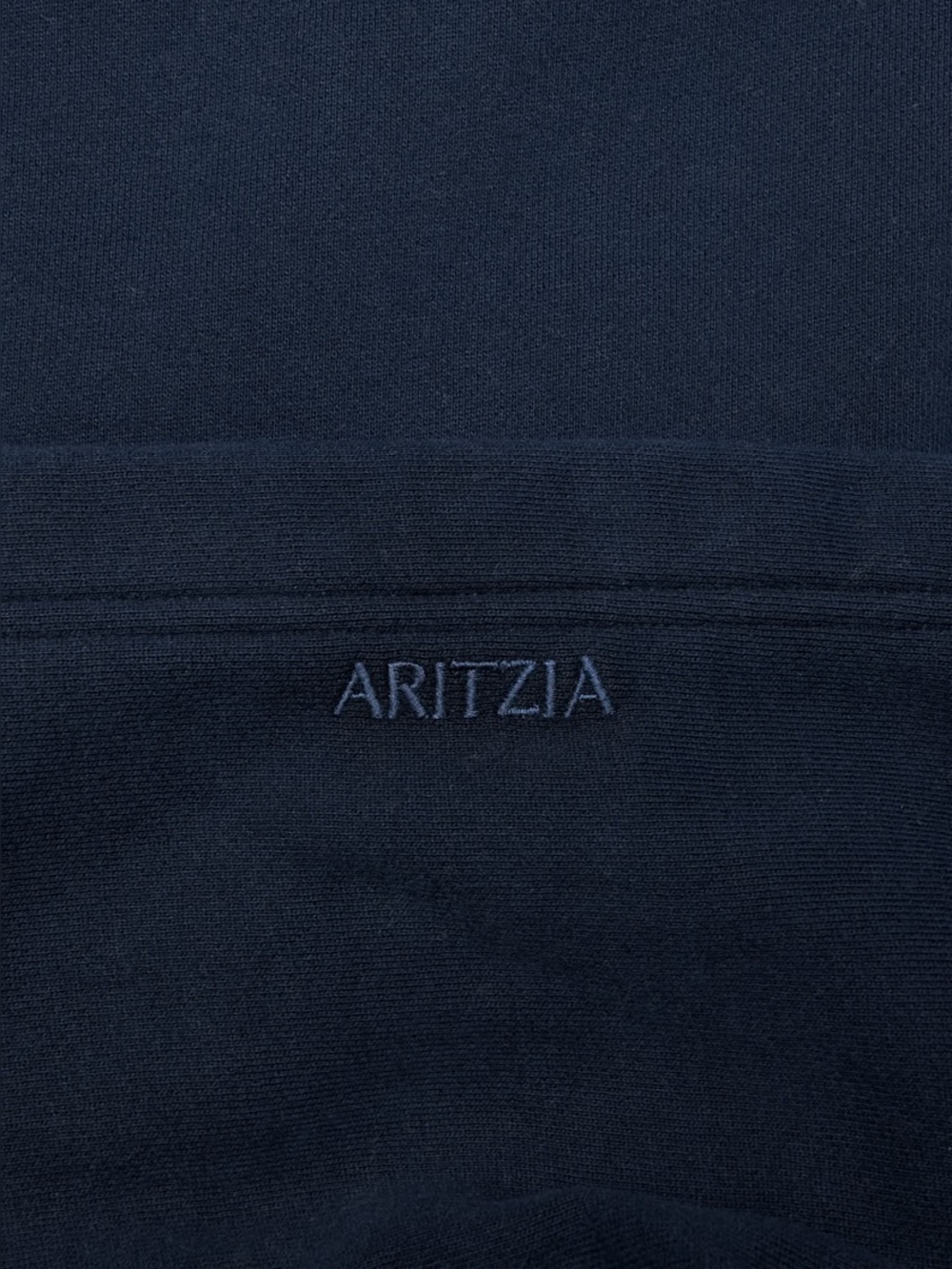 Aritzia Sweatfleece Hoodie Pullover navy blue size small - Picture 5 of 8